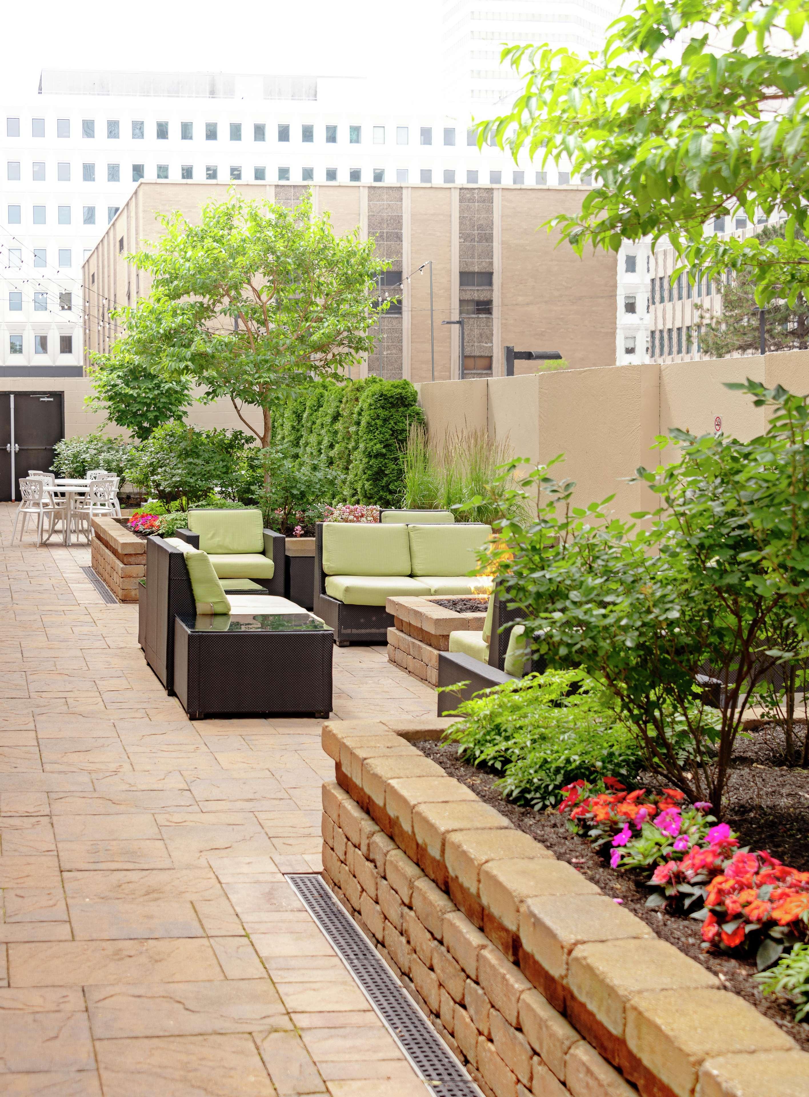 Doubletree By Hilton Hotel Cleveland Downtown - Lakeside Exterior foto