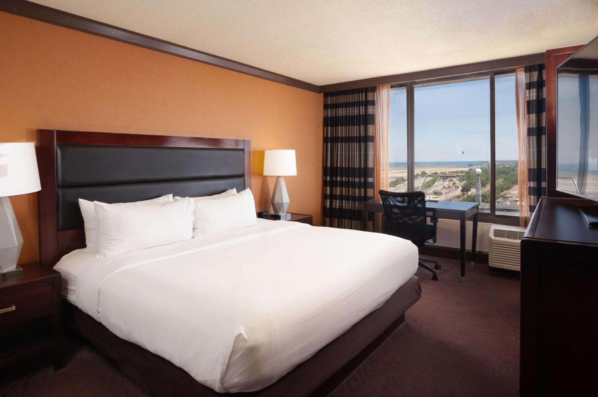 Doubletree By Hilton Hotel Cleveland Downtown - Lakeside Exterior foto
