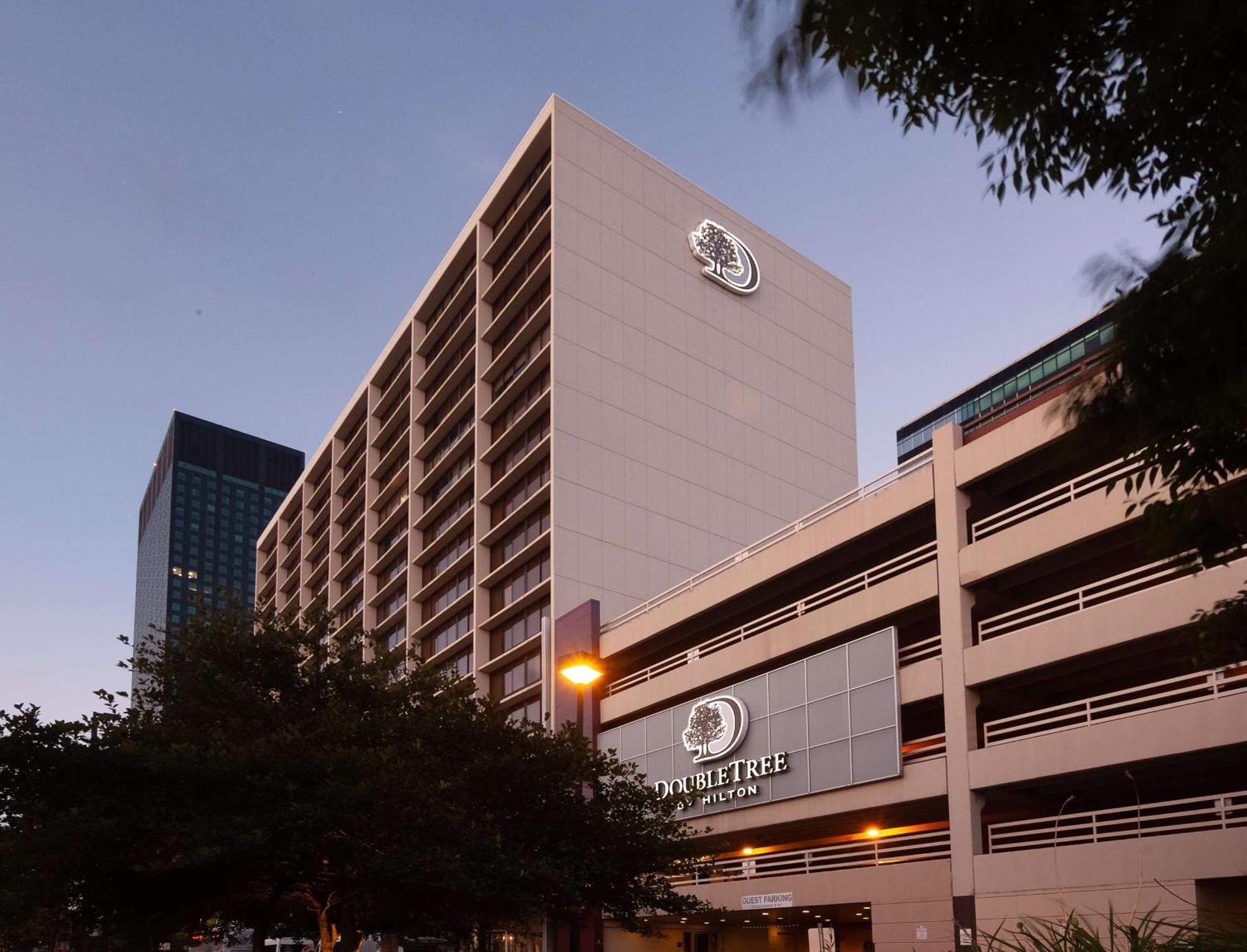 Doubletree By Hilton Hotel Cleveland Downtown - Lakeside Exterior foto